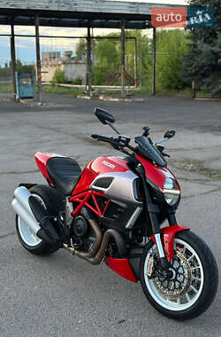 Мотоцикл Круізер Ducati Diavel 2013 в Кривому Розі