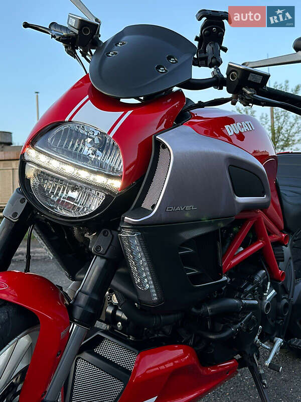 Мотоцикл Круизер Ducati Diavel 2013 в Кривом Роге