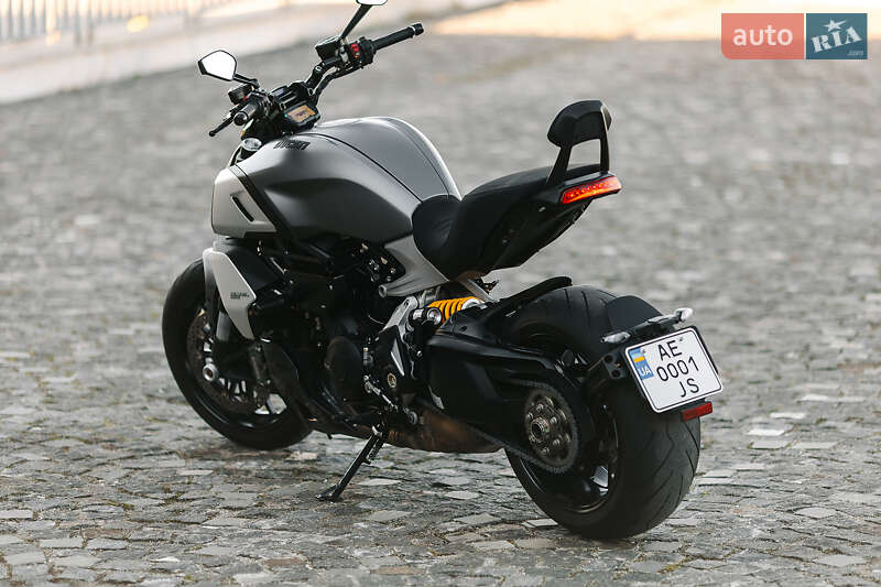 Мотоцикл Круизер Ducati Diavel 2020 в Днепре