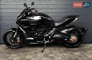 Мотоцикл Круізер Ducati Diavel 2011 в  фото 6 Мотоцикл Круізер Ducati Diavel 2011 в