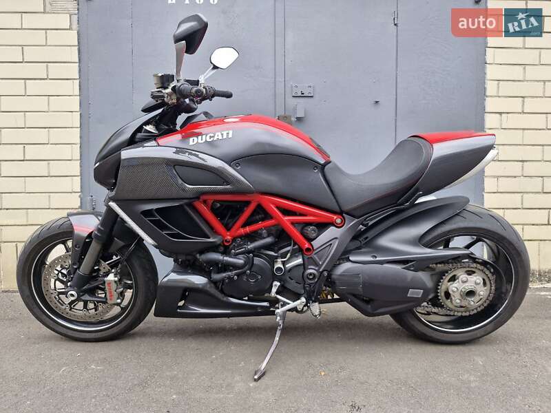 Мотоцикл Без обтікачів (Naked bike) Ducati Diavel 2012 в Києві фото 2 Мотоцикл Без обтікачів (Naked bike) Ducati Diavel 2012 в Києві