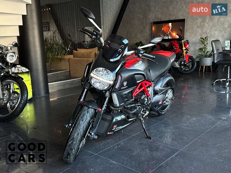 Ducati Diavel 2011 Ducati Diavel 2011