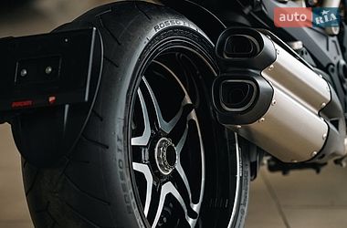 Мотоцикл Круизер Ducati Diavel 2013 в Киеве
