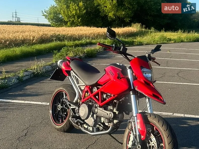 Ducati Hypermotard 796 2010