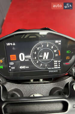Мотоцикл Супермото (Motard) Ducati Hypermotard 950 2023 в 