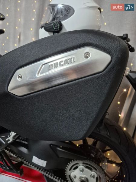 Мотоцикл Багатоцільовий (All-round) Ducati Hyperstrada 2016 в Києві