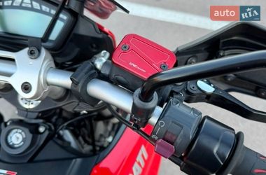 Мотоцикл Супермото (Motard) Ducati Hyperstrada 2016 в Житомире фото 23 Мотоцикл Супермото (Motard) Ducati Hyperstrada 2016 в Житомире