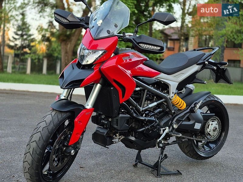 Ducati Hyperstrada 2016