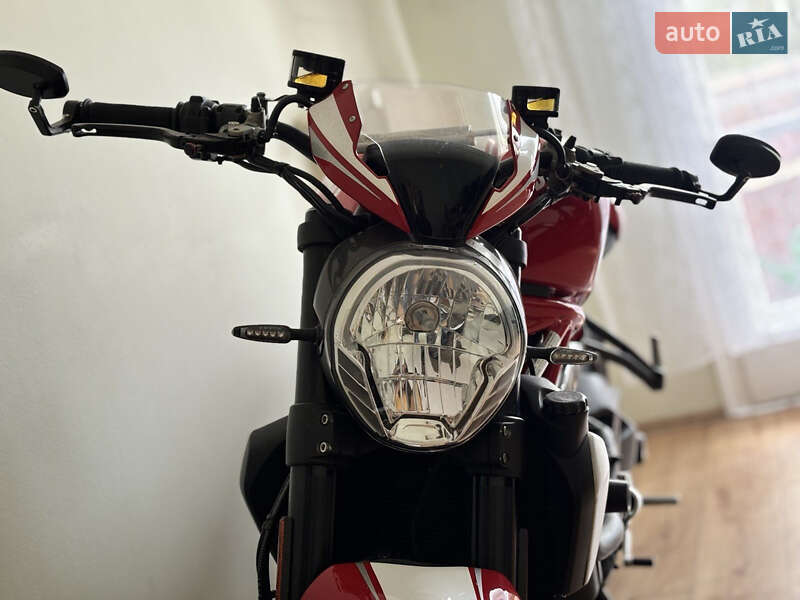 Мотоцикл Без обтекателей (Naked bike) Ducati Monster 1200 2016 в Киеве