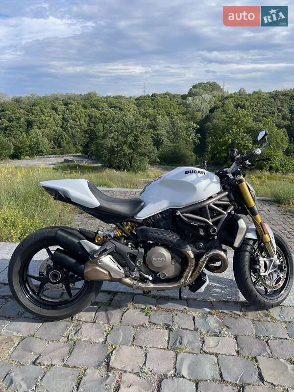 Спортбайк Ducati Monster 1200 2015 в Житомирі