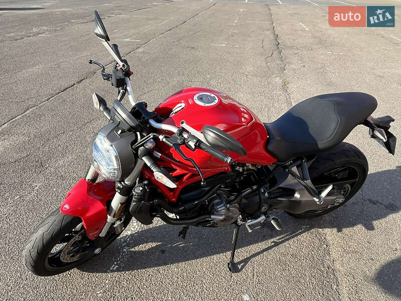 Мотоцикл Без обтекателей (Naked bike) Ducati Monster 821 2018 в Киеве
