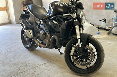 Мотоцикл Без обтекателей (Naked bike) Ducati Monster 821 2016 в 