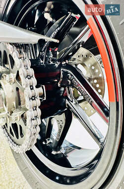 Спортбайк Ducati Monster 821 2020 в 