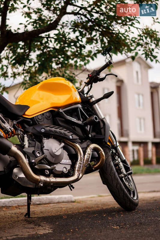 Мотоцикл Без обтекателей (Naked bike) Ducati Monster 821 2018 в Киеве фото 3 Мотоцикл Без обтекателей (Naked bike) Ducati Monster 821 2018 в Киеве