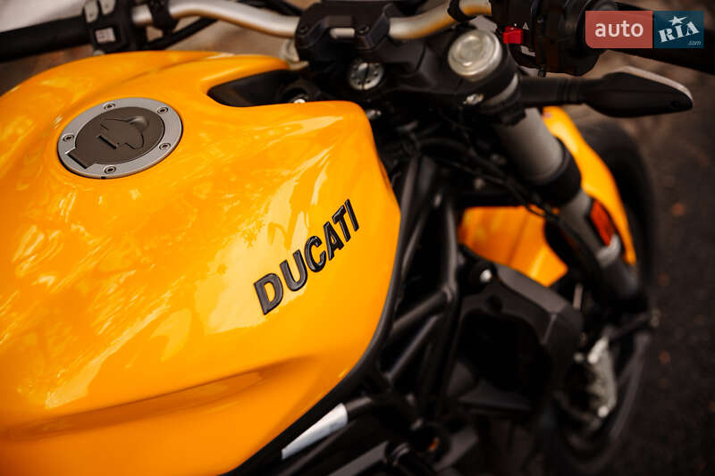 Мотоцикл Без обтекателей (Naked bike) Ducati Monster 821 2018 в Киеве фото 17 Мотоцикл Без обтекателей (Naked bike) Ducati Monster 821 2018 в Киеве