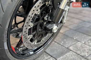 Мотоцикл Без обтекателей (Naked bike) Ducati Monster 937 2021 в 