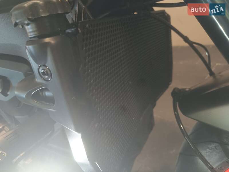Мотоцикл Без обтекателей (Naked bike) Ducati Monster Plus 937 2022 в Львове