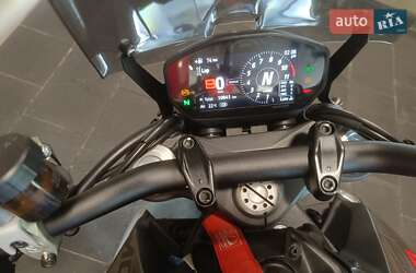 Мотоцикл Без обтекателей (Naked bike) Ducati Monster Plus 937 2022 в 