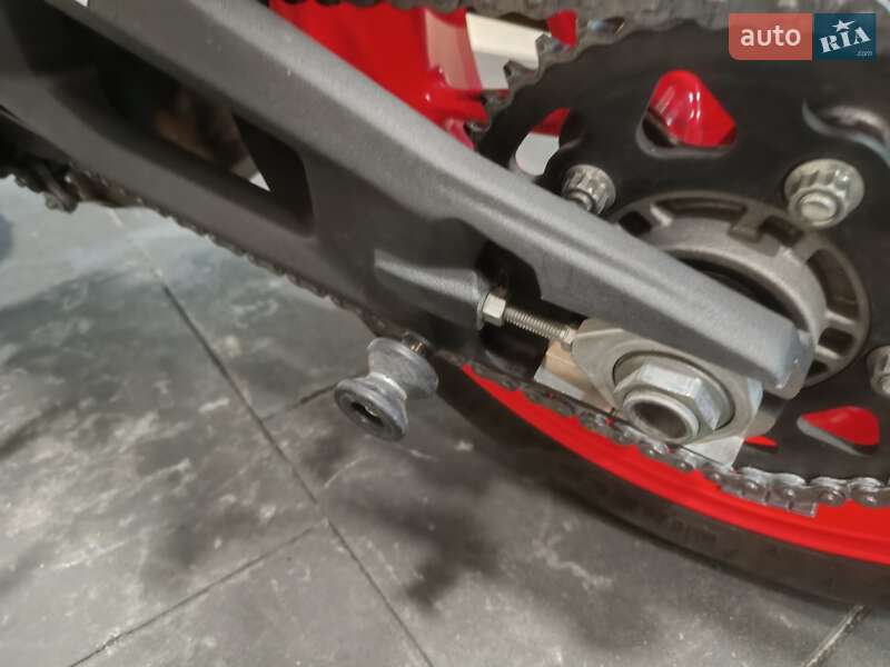 Мотоцикл Без обтекателей (Naked bike) Ducati Monster Plus 937 2022 в Львове