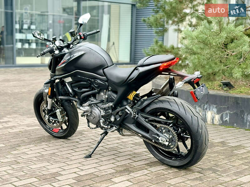 Мотоцикл Без обтекателей (Naked bike) Ducati Monster Plus 937 2023 в Ровно фото 3 Мотоцикл Без обтекателей (Naked bike) Ducati Monster Plus 937 2023 в Ровно