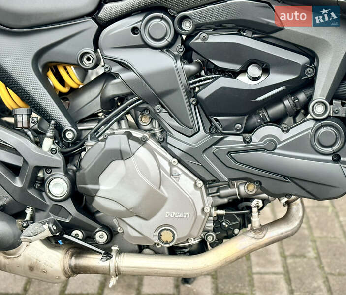 Мотоцикл Без обтекателей (Naked bike) Ducati Monster Plus 937 2023 в Ровно фото 8 Мотоцикл Без обтекателей (Naked bike) Ducati Monster Plus 937 2023 в Ровно