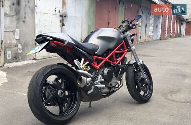 Спортбайк Ducati Monster 2008 в Киеве