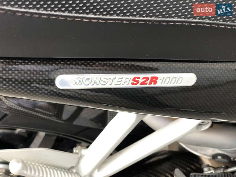 Спортбайк Ducati Monster 2008 в Киеве