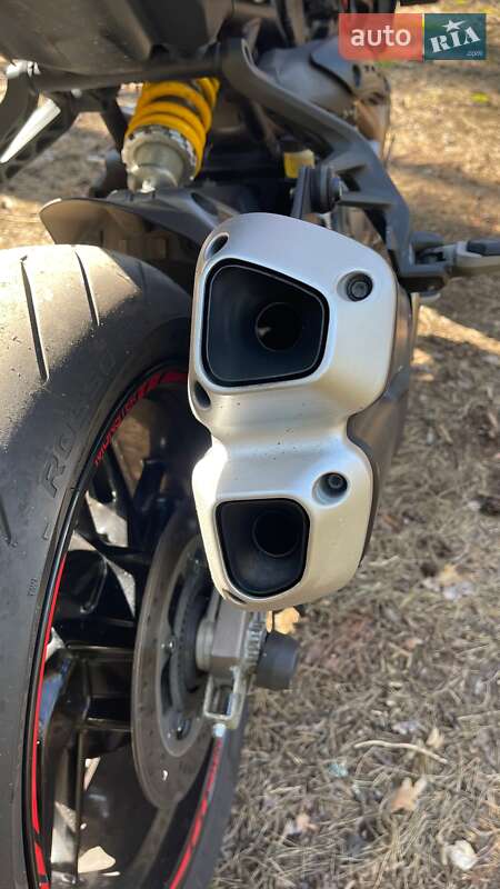 Мотоцикл Без обтекателей (Naked bike) Ducati Monster 2020 в Киеве