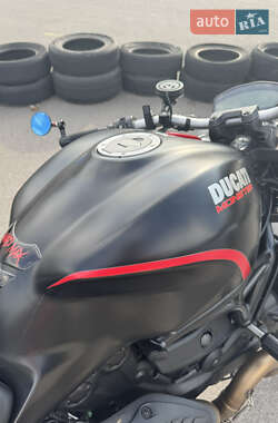 Мотоцикл Классик Ducati Monster 2016 в 