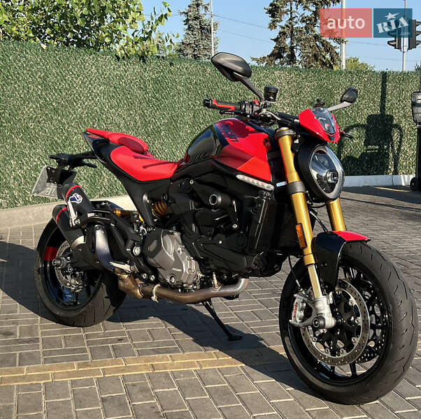 Ducati Monster 2023