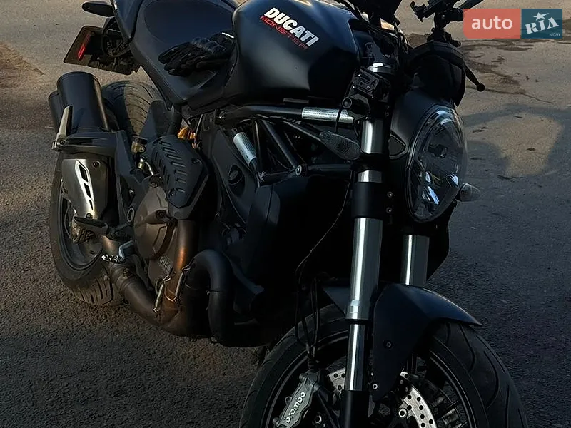 Ducati Monster 2016
