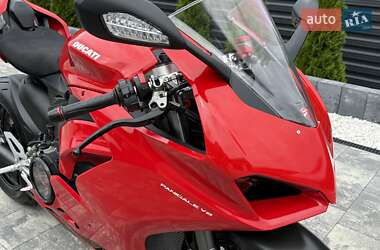 Спортбайк Ducati Panigale V2 2024 в 