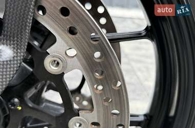Спортбайк Ducati Panigale V2 2024 в 