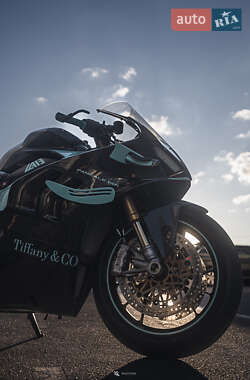 Спортбайк Ducati Panigale V4 2020 в 