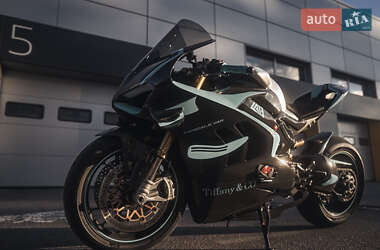 Спортбайк Ducati Panigale V4 2020 в 
