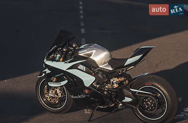 Спортбайк Ducati Panigale V4 2020 в 