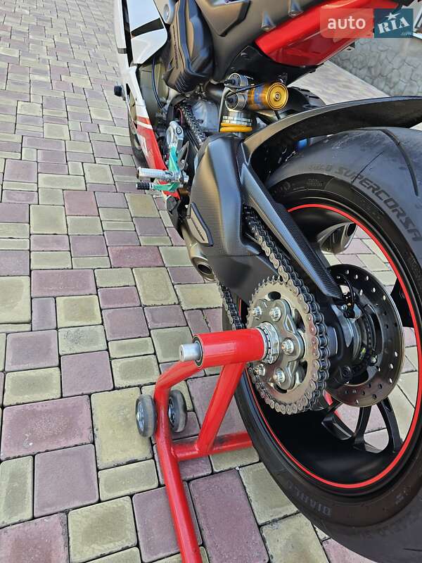 Спортбайк Ducati Panigale V4 2018 в Днепре