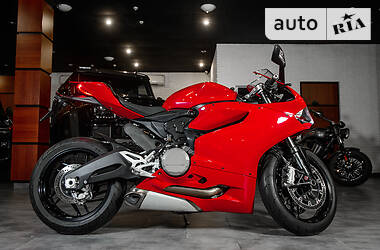 Спортбайк Ducati Panigale 2014 в 