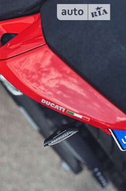 Спортбайк Ducati Panigale 2014 в 