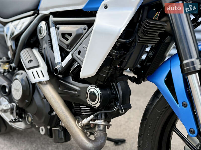Мотоцикл Без обтекателей (Naked bike) Ducati Scrambler 2023 в Киеве