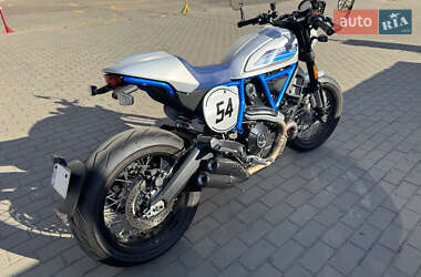 Кафе рейсер Ducati Scrambler 2019 в 