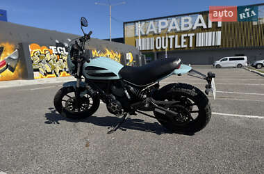 Скремблер Ducati Scrambler 2016 в 