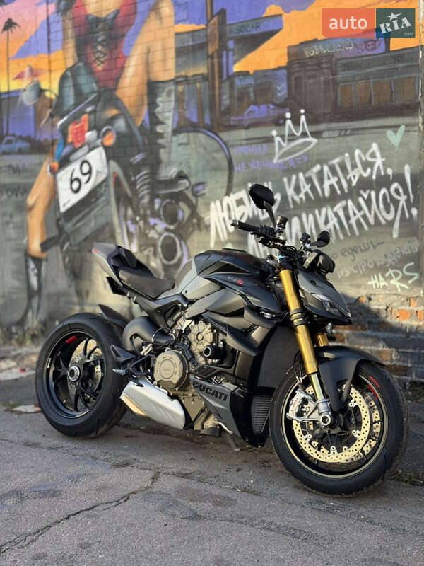 Ducati Streetfighter 2024