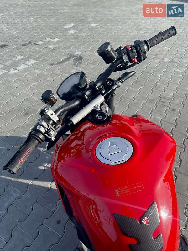 Мотоцикл Без обтекателей (Naked bike) Ducati Streetfighter 2022 в Белой Церкви фото 7 Мотоцикл Без обтекателей (Naked bike) Ducati Streetfighter 2022 в Белой Церкви