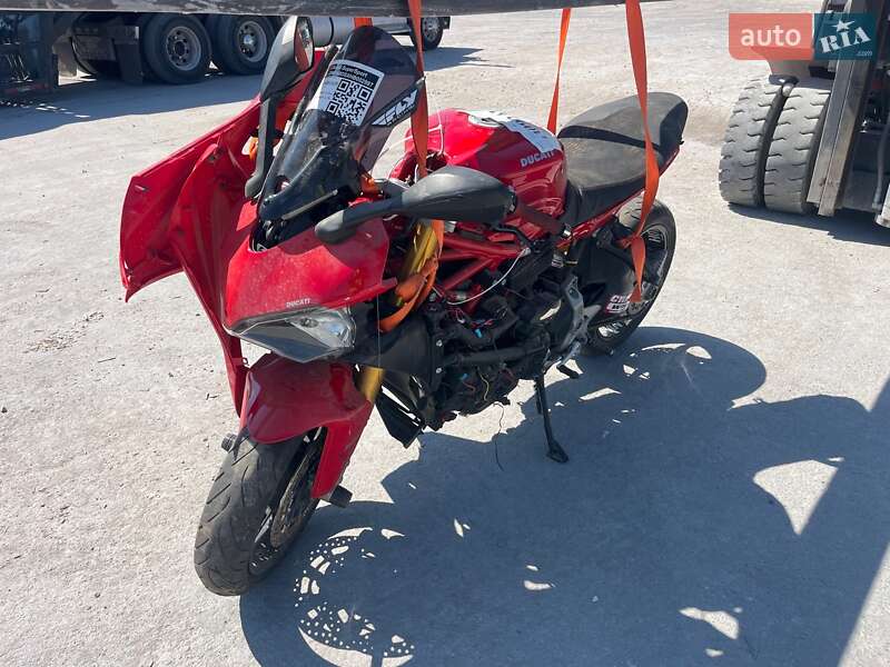 Мотоцикл Спорт-туризм Ducati Supersport 2017 в Днепре фото 3 Мотоцикл Спорт-туризм Ducati Supersport 2017 в Днепре