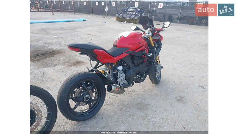 Мотоцикл Спорт-туризм Ducati Supersport 2017 в Днепре фото 25 Мотоцикл Спорт-туризм Ducati Supersport 2017 в Днепре