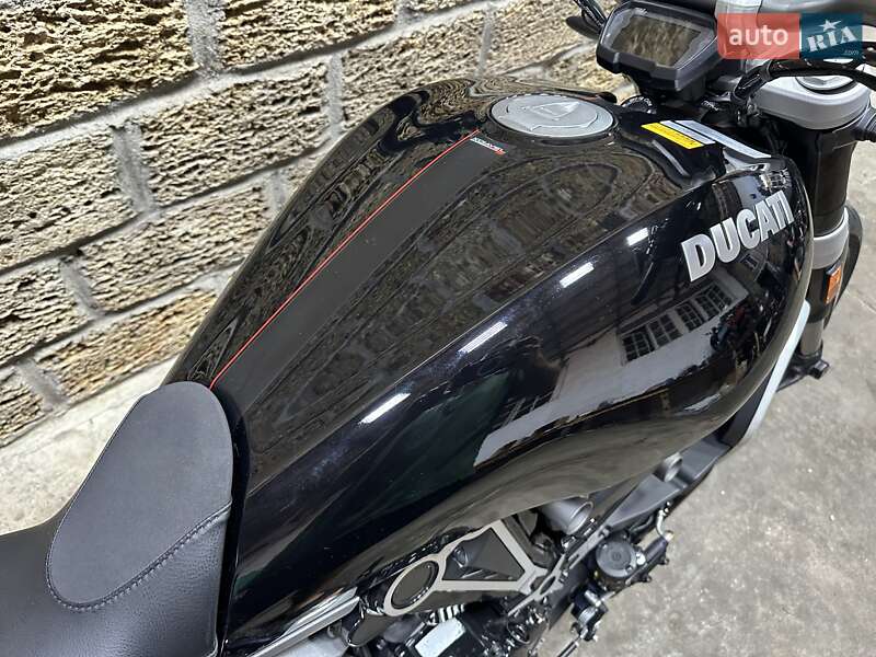 Мотоцикл Без обтекателей (Naked bike) Ducati XDiavel 2016 в Одессе