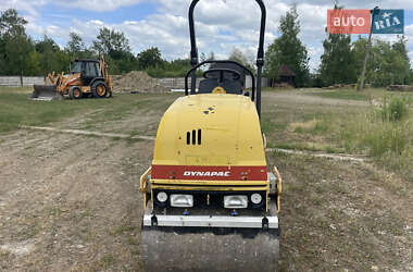 Дорожный каток Dynapac CC 2007 в Калуше