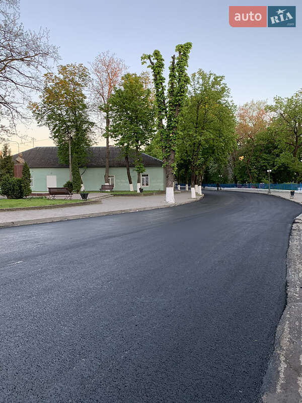 Асфальтоукладчик Dynapac SD 2011 в Заліщиках