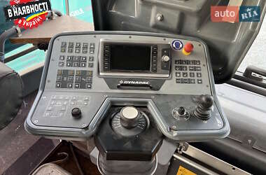 Асфальтоукладчик Dynapac SD 2021 в 